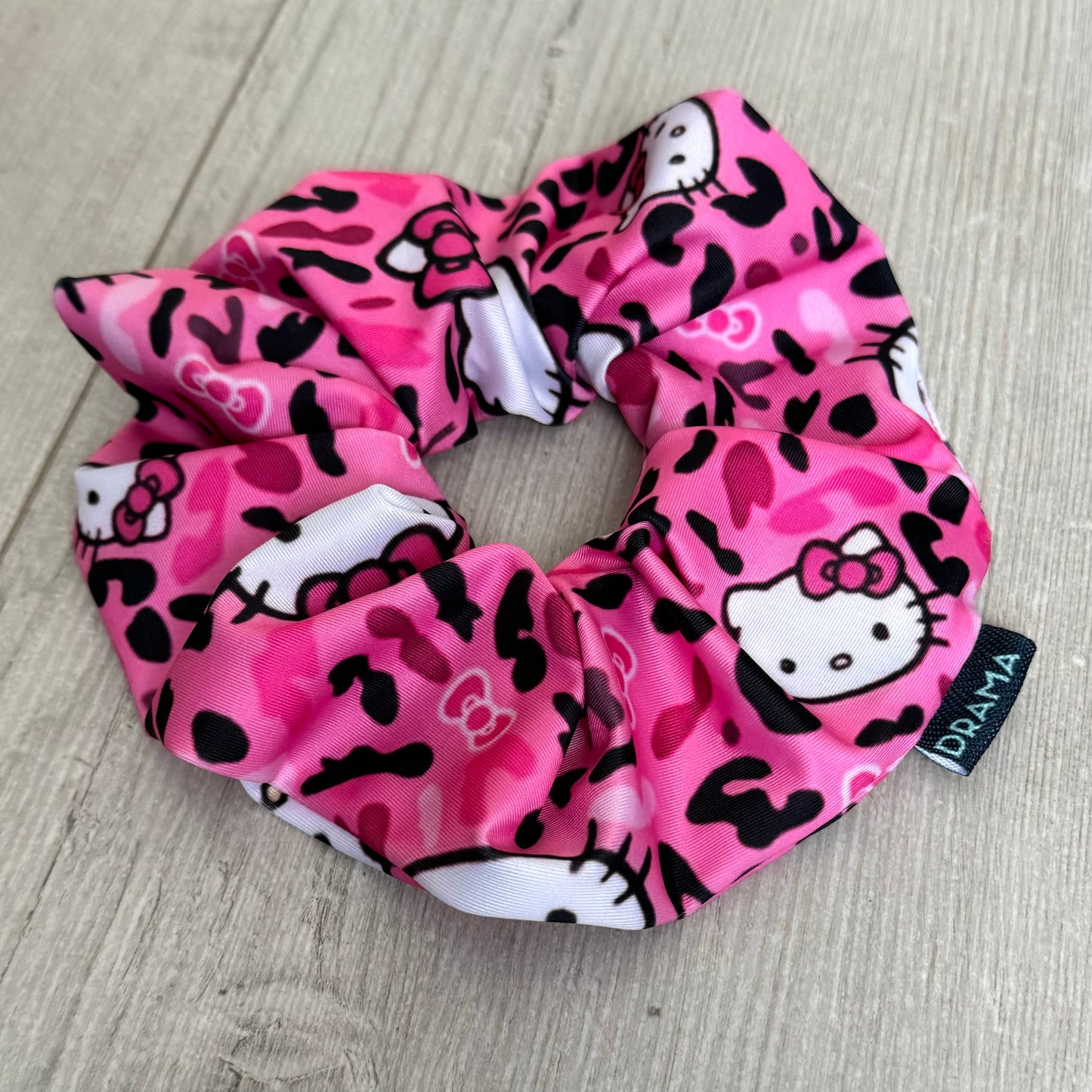 Scrunchie kitty