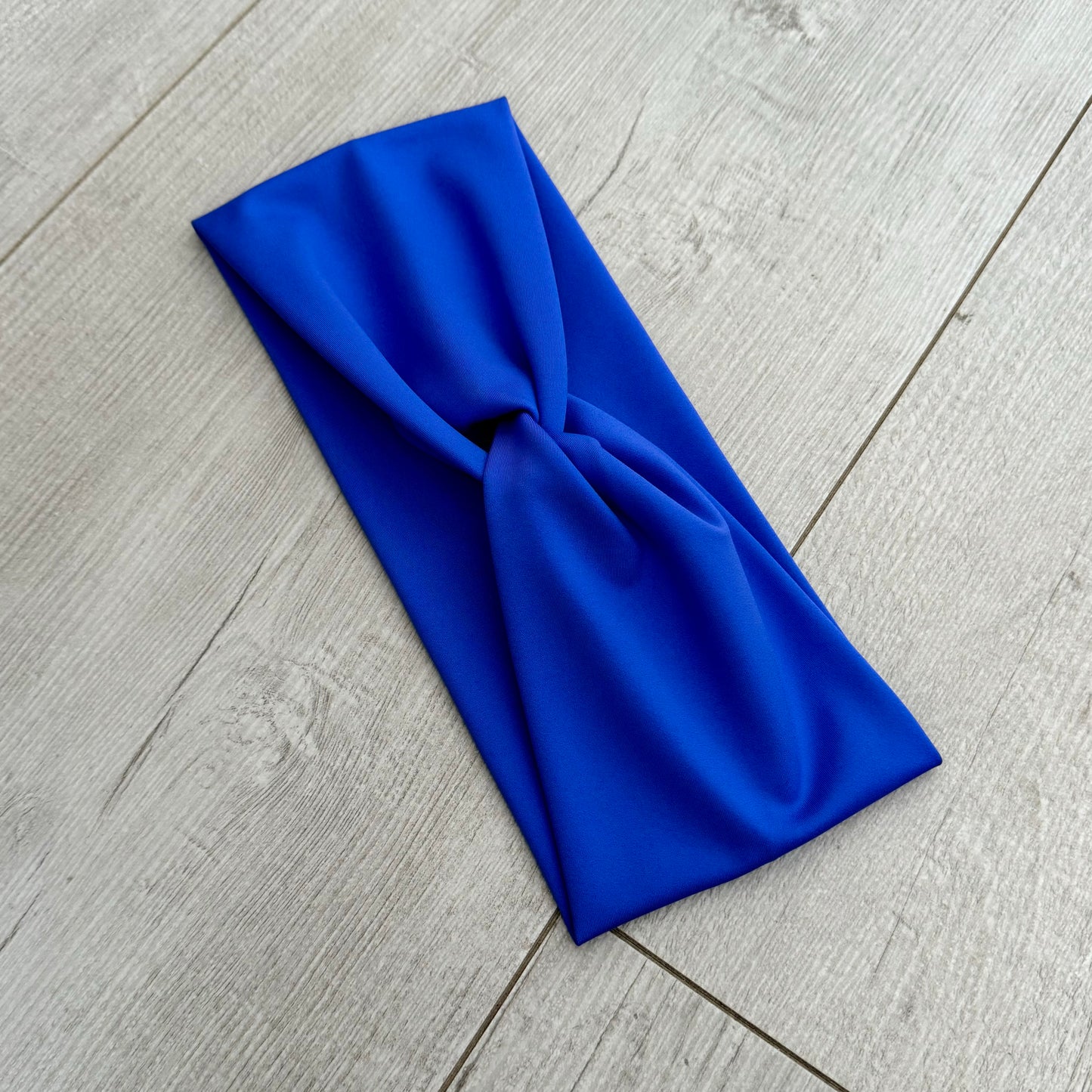 Cintillo azul rey 💙