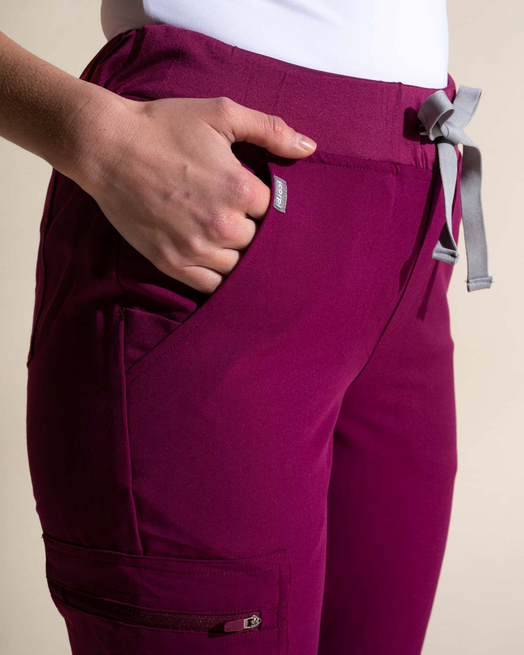 Pantalón Jogger burdeo mujer