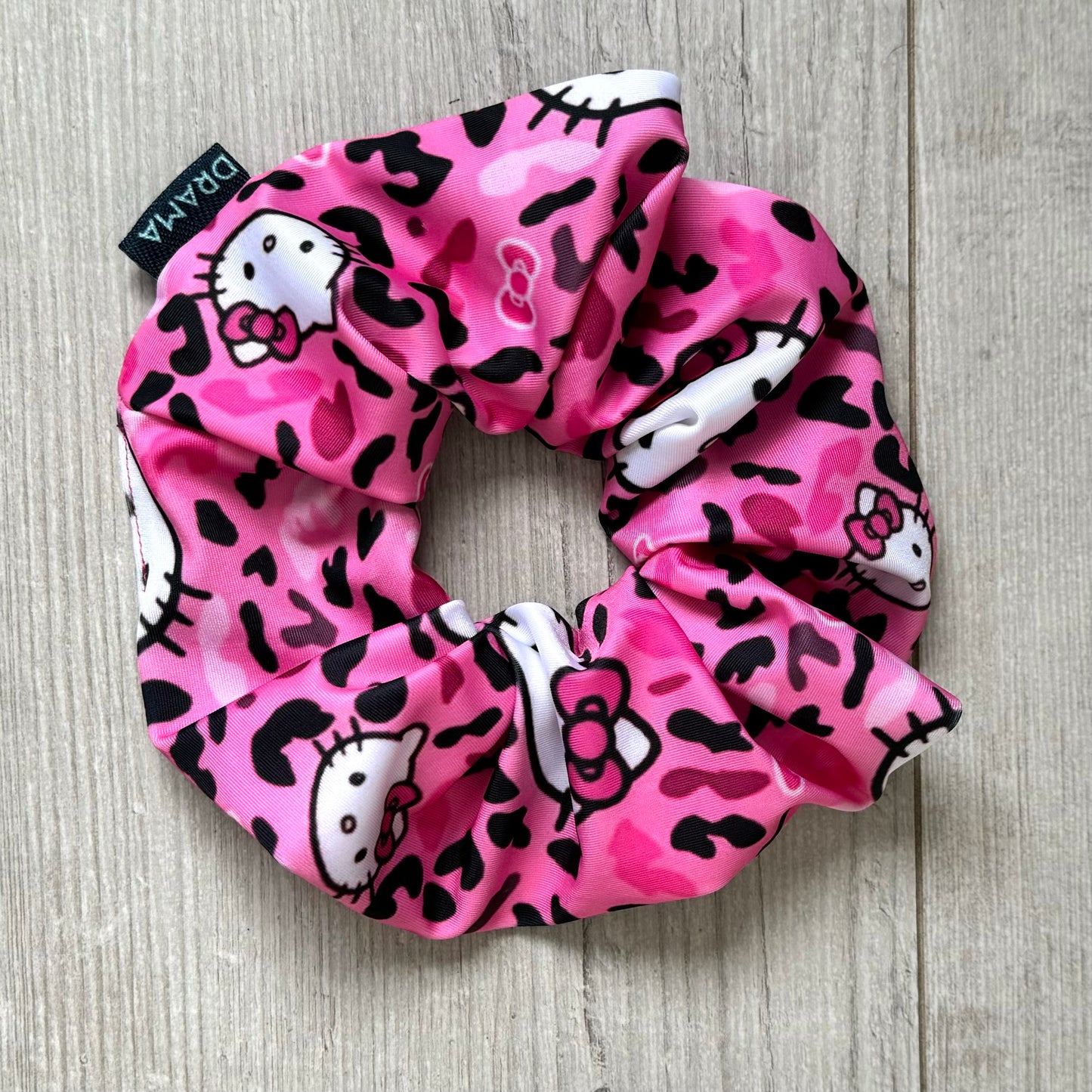Scrunchie kitty
