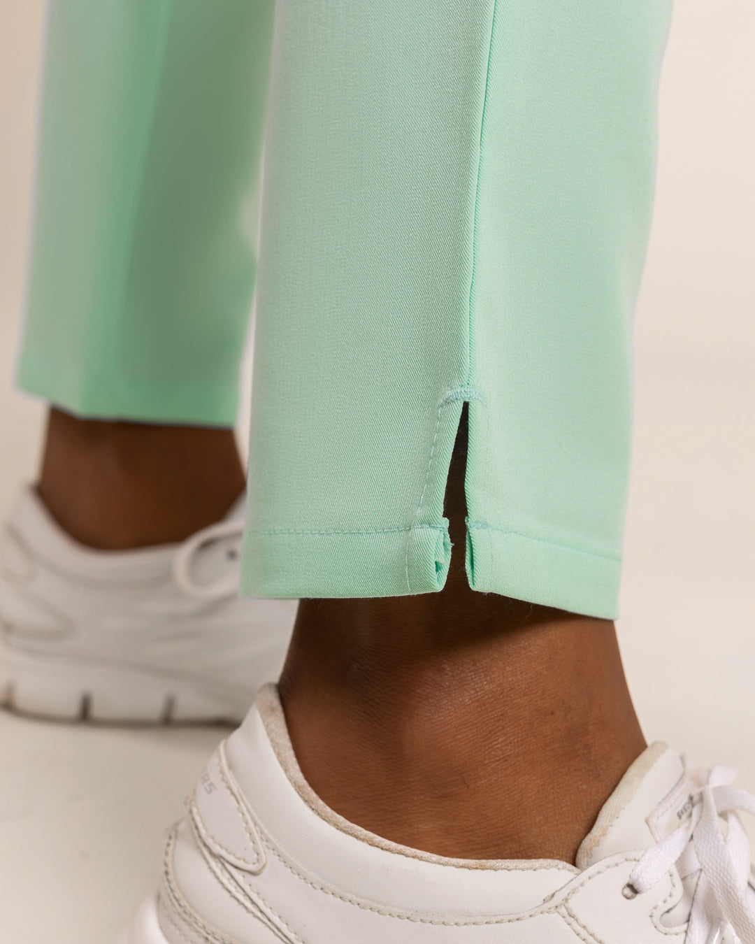 Pantalón mujer Scorpi advance menta