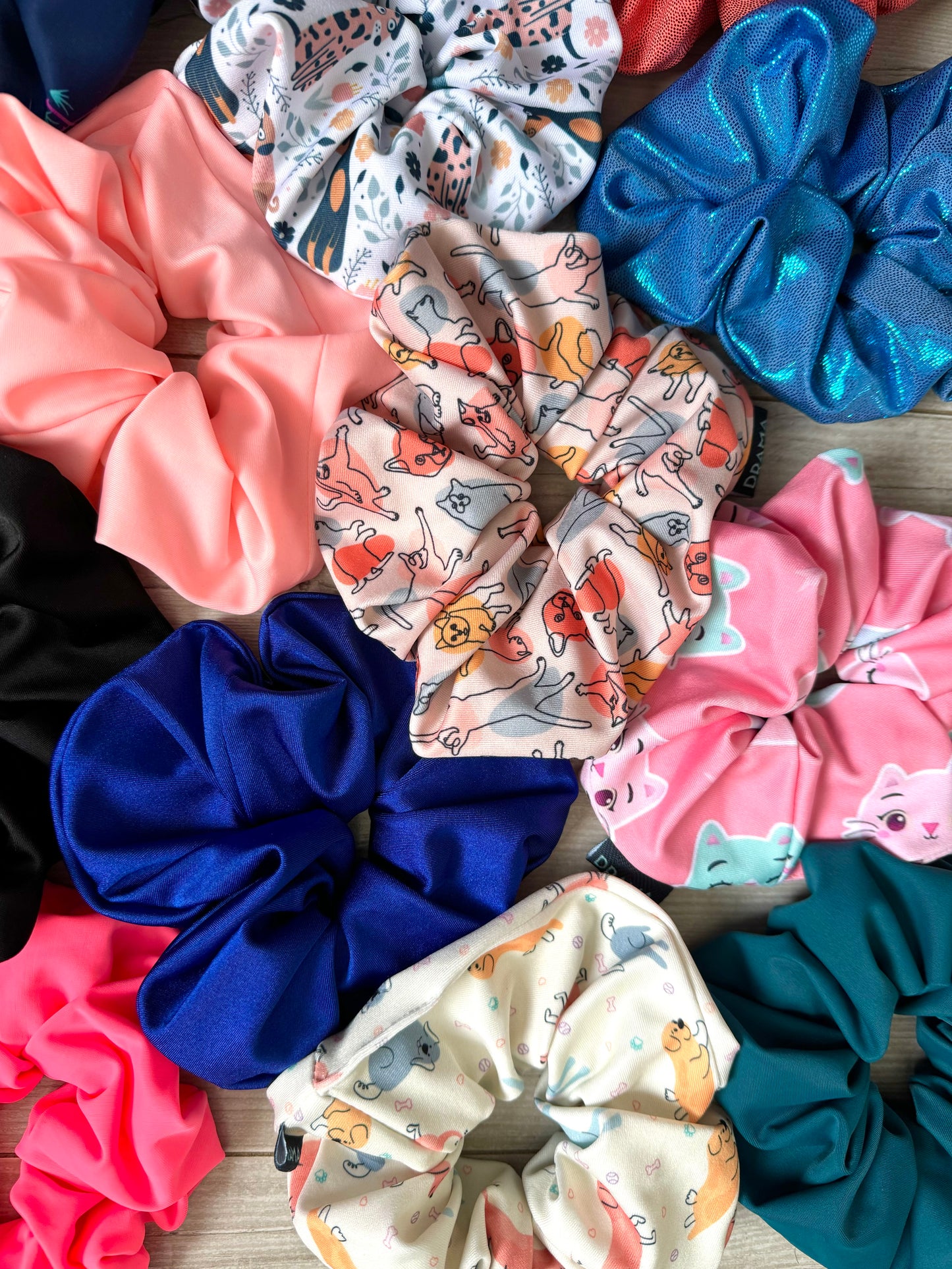 Pack 10 Scronchies colores y estampados aleatorios