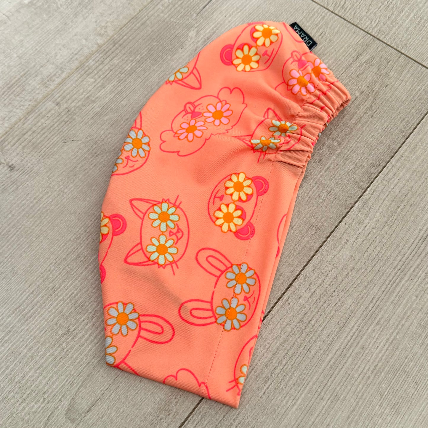 Cofia gatitos y flores