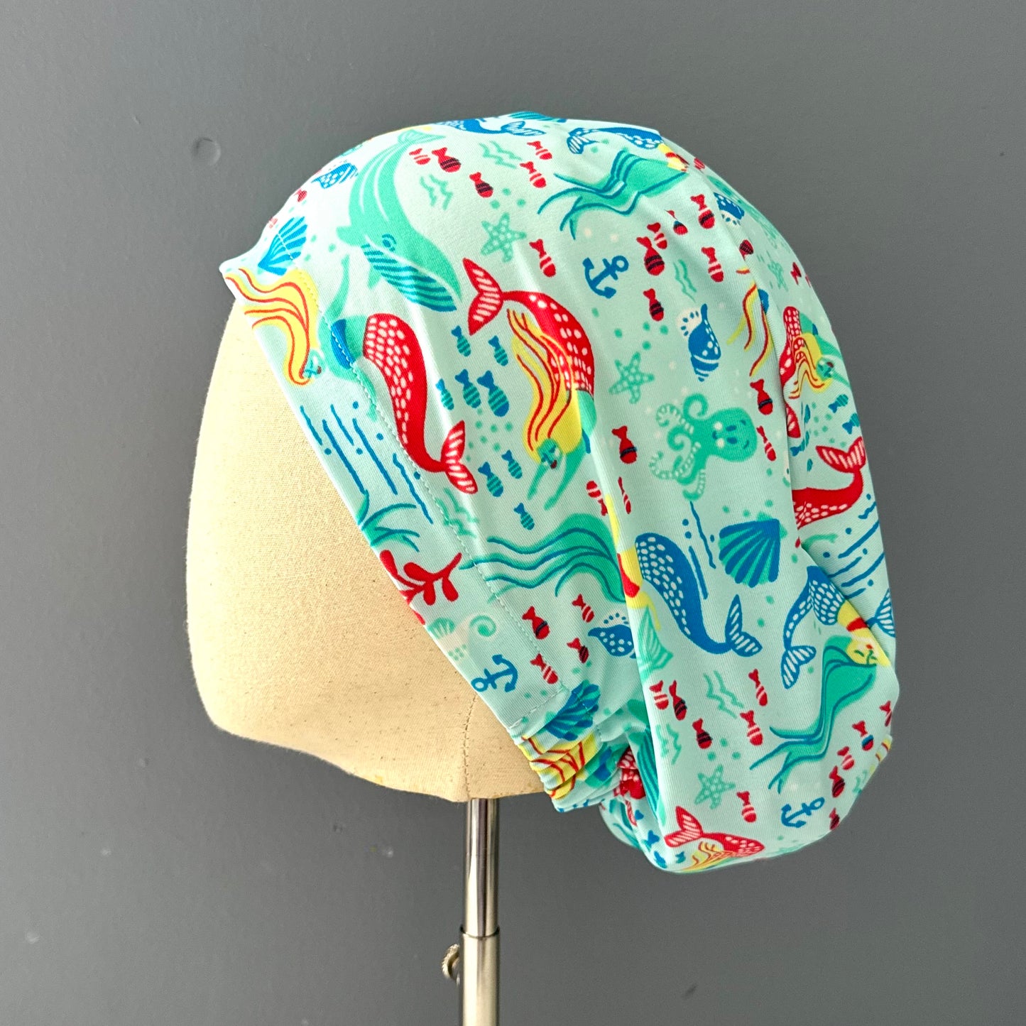 Cofia sirenas y ballenas