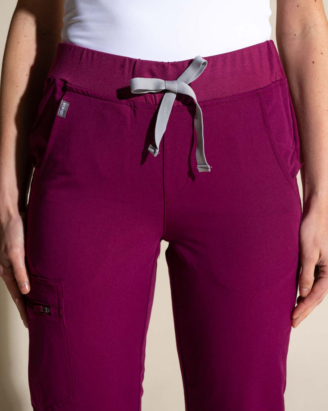 Pantalón Jogger burdeo mujer
