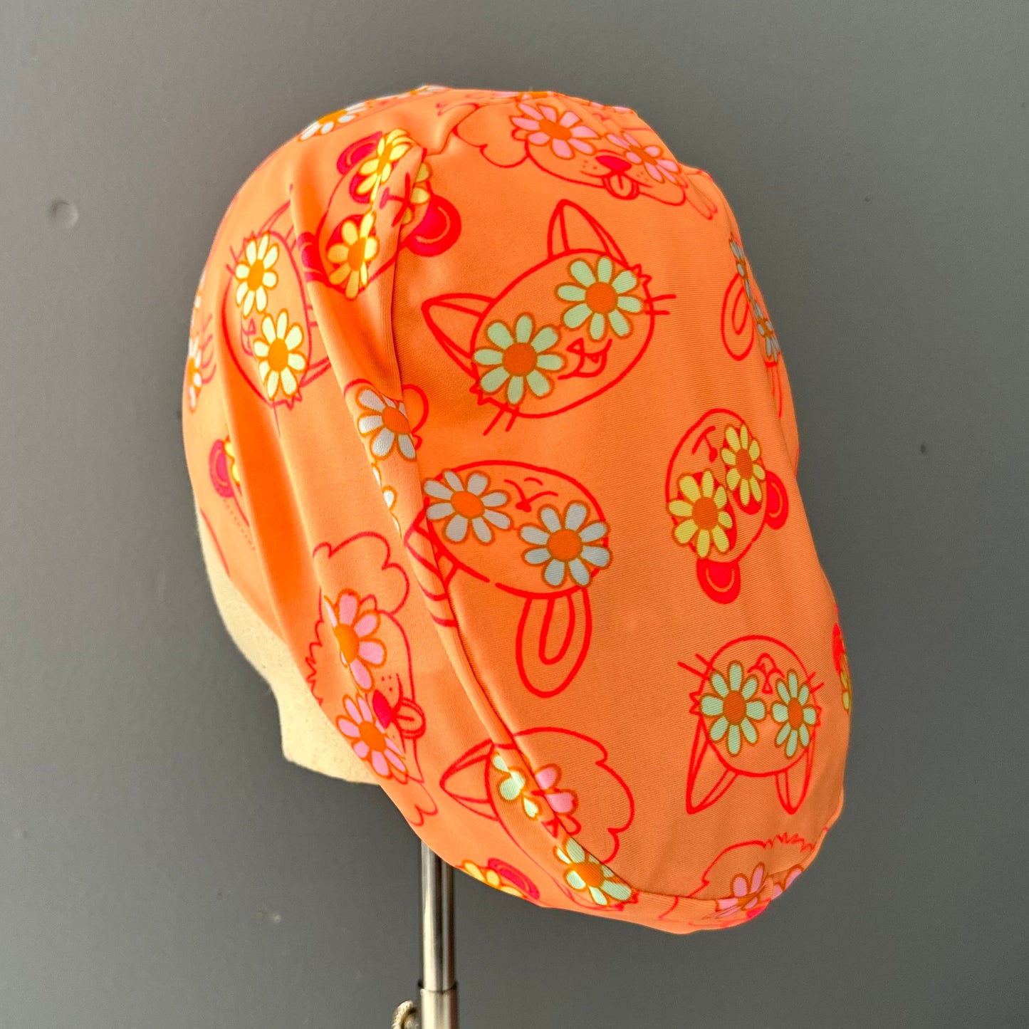 Cofia gatitos y flores