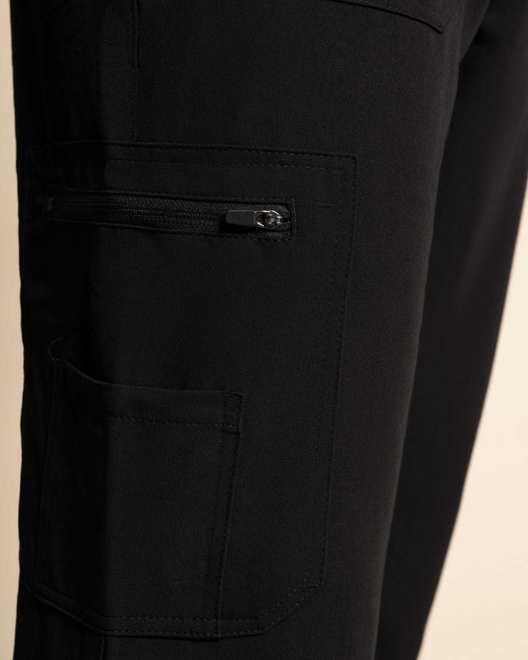 Pantalón hombre drop fence negro